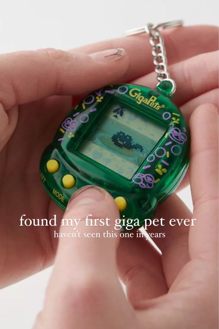The frog giga pet, a cute Earth Day gift 

#LTKfindsunder50 #LTKSeasonal #LTKkids