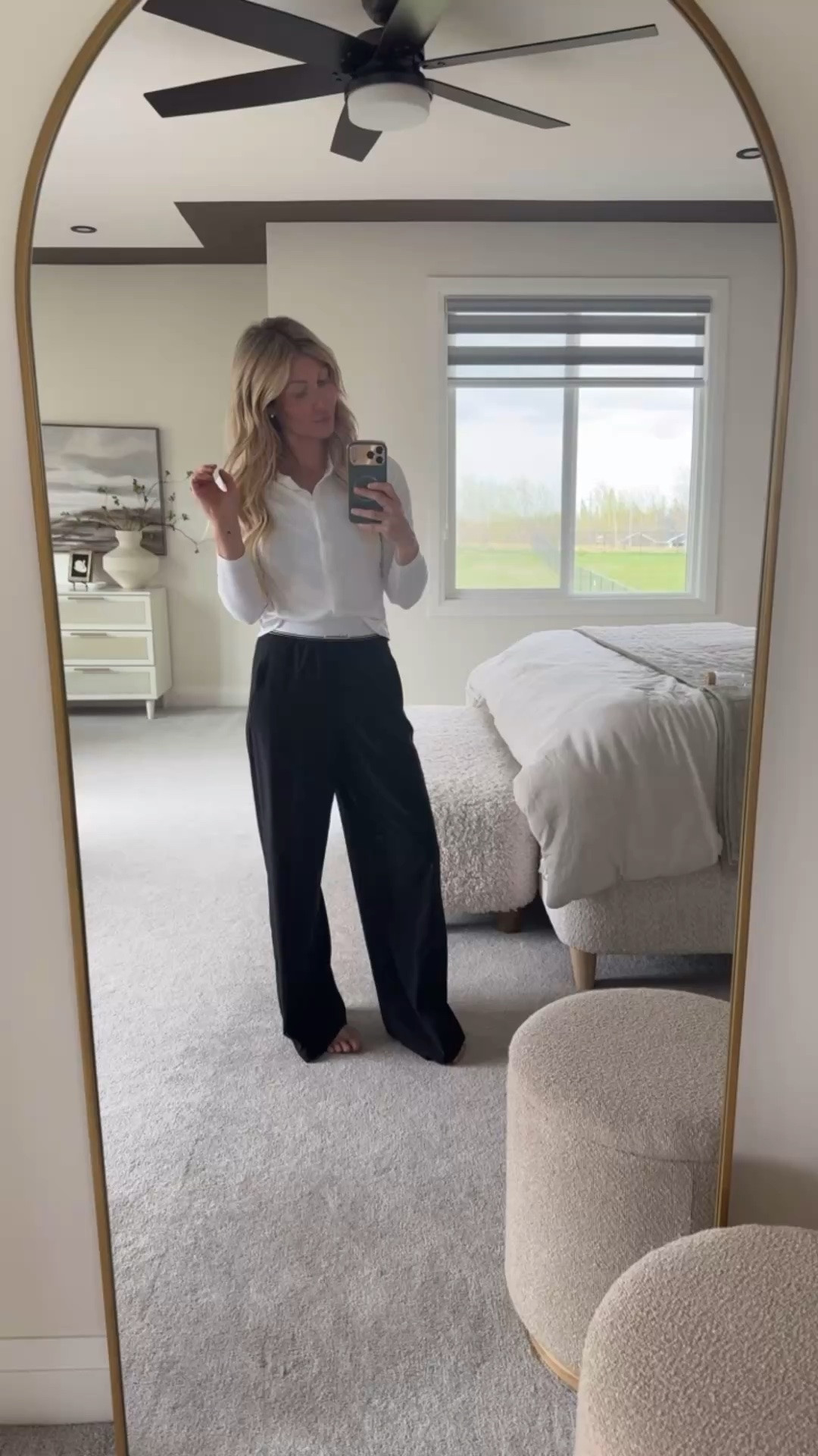 Today’s ootd … love the band on these pants. Cute with a cropped top for summer. This button down cardigan can be worn as a top or open with a cute bralette or sports bra! Rainy days call for comfort! 
Size 8 in cardigan. And xs in pants!

#LTKcanada #LTKstyletip #LTKgiftguide