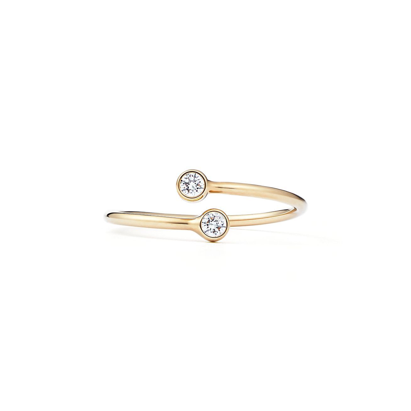 Elsa Peretti® Diamond Hoop ring in 18k gold with diamonds. | Tiffany & Co. | Tiffany & Co. (UK)