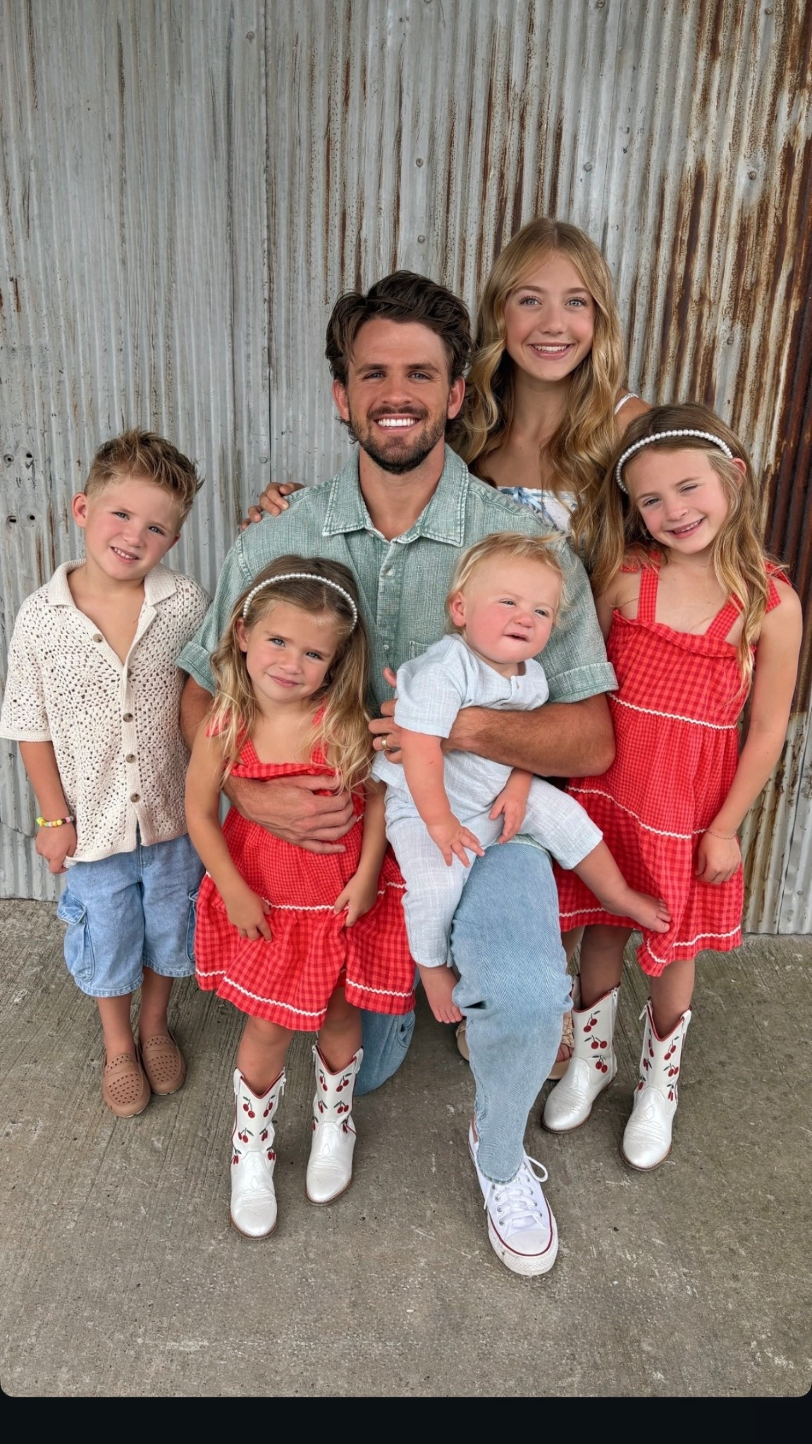 Hope everyone had a great Father’s Day!!!💙💙💙

The girls dresses are Zara and their boots are Boot Barn. Zealands’ shirt is Zara too!

#LTKKids #LTKFamily #LTKStyleTip
