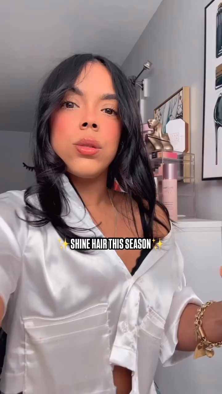 ✨ “The beauty of hair begins with the wash.” ✨
Use my Code:FRAN20 for 20% off
¡Con la temporada navideña acercándose, haz que tu cabello brille más que las luces de Navidad! 🎄✨

Comienza con la rutina de lavado adecuada para mantener tu melena saludable, nutrida y lista para las fiestas. Regálate a ti (¡y a tu cabello!) el cuidado que merece.

🎁 Especial de Navidad: ¡Haz tu pedido ahora y obtén un descuento exclusivo en nuestros esenciales para el cuidado del cabello! 🎁 (link en mi Bio)

Dale a tu cabello el amor que necesita esta temporada. ¿Lista para lucir un cabello saludable y radiante?

#CuidadoDelCabelloNavidad #BrillaConFuerza #RegalaAutocuidado

As the holiday season approaches, let your hair shine brighter than the Christmas lights! 🎄✨

Start with the right wash routine to keep your locks healthy, nourished, and holiday-ready. Treat yourself (and your hair!) to the gift of self-care.

🎁 Holiday Special: Order now and get an exclusive discount on our hair care essentials! 🎁

Give your hair the love it deserves this season. Are you ready to unwrap healthy, glowing hair?

#HolidayHairCare #ShineBright #GiftYourself🥂🎄✨#foxybae

#LTKHoliday #LTKSeasonal #LTKBeauty