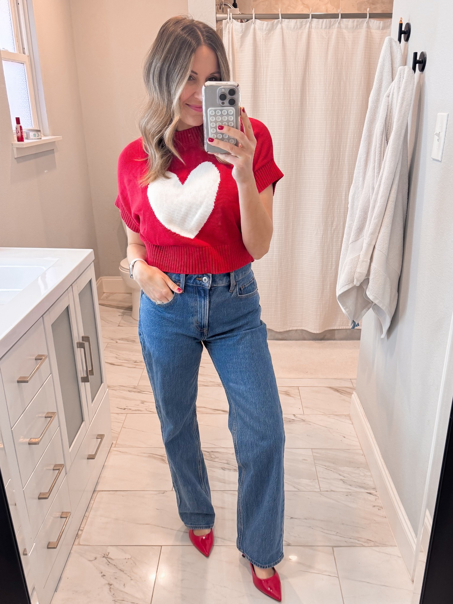 Sweater - small
Jeans - 26

#LTKValentine #LTKgrwm #LTKOver40