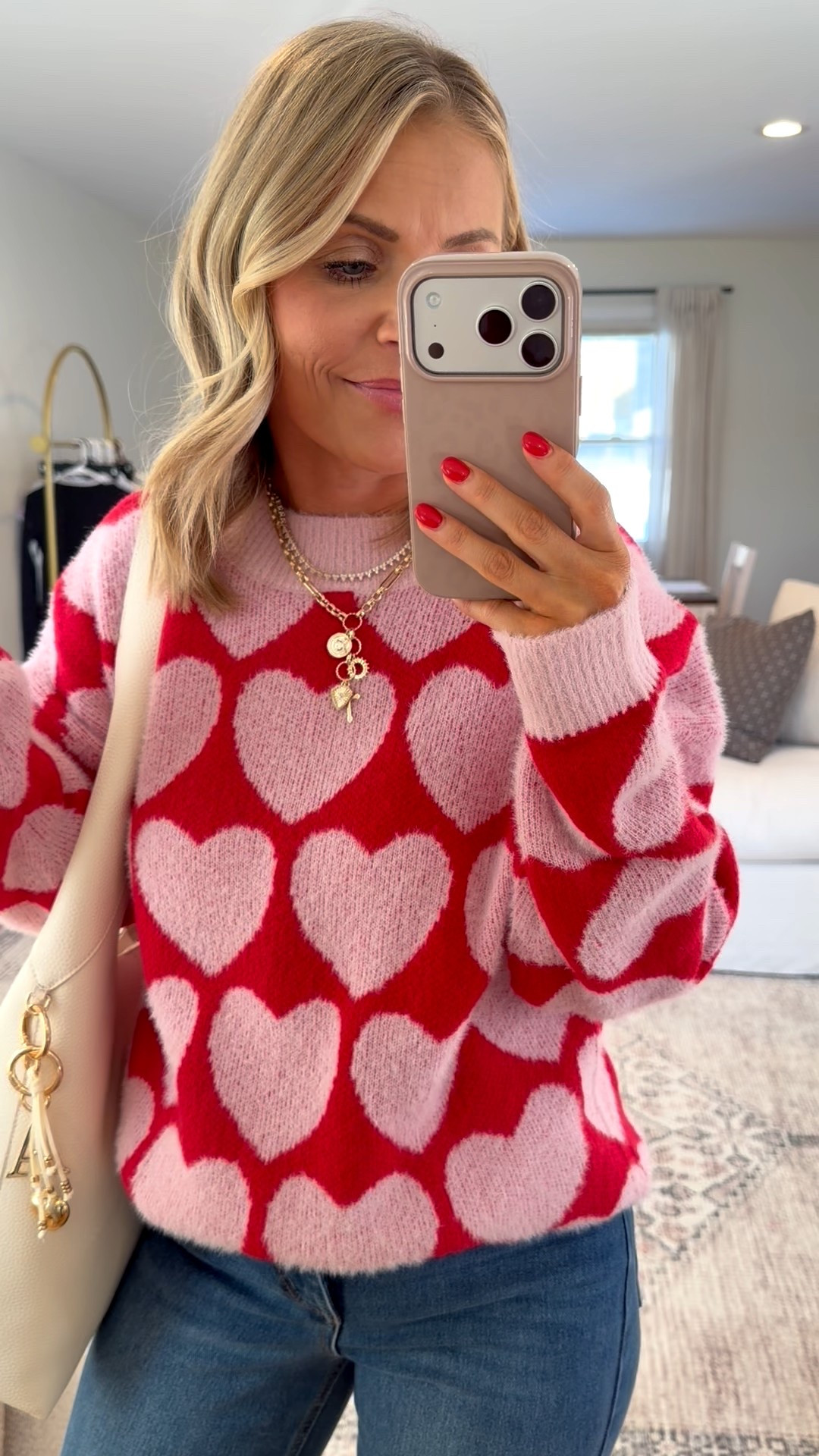 Valentines Day Outfit Idea❤️


Amazon finds, Amazon fashion, spring outfits, spring style, spring outfit inspo, petite style, midsize fashion, Walmart jeans, barrel leg jeans, Sofia jeans, Walmart new arrivals, workwear outfit, heart sweater 

#LTKValentine #LTKPetite #LTKMidsize