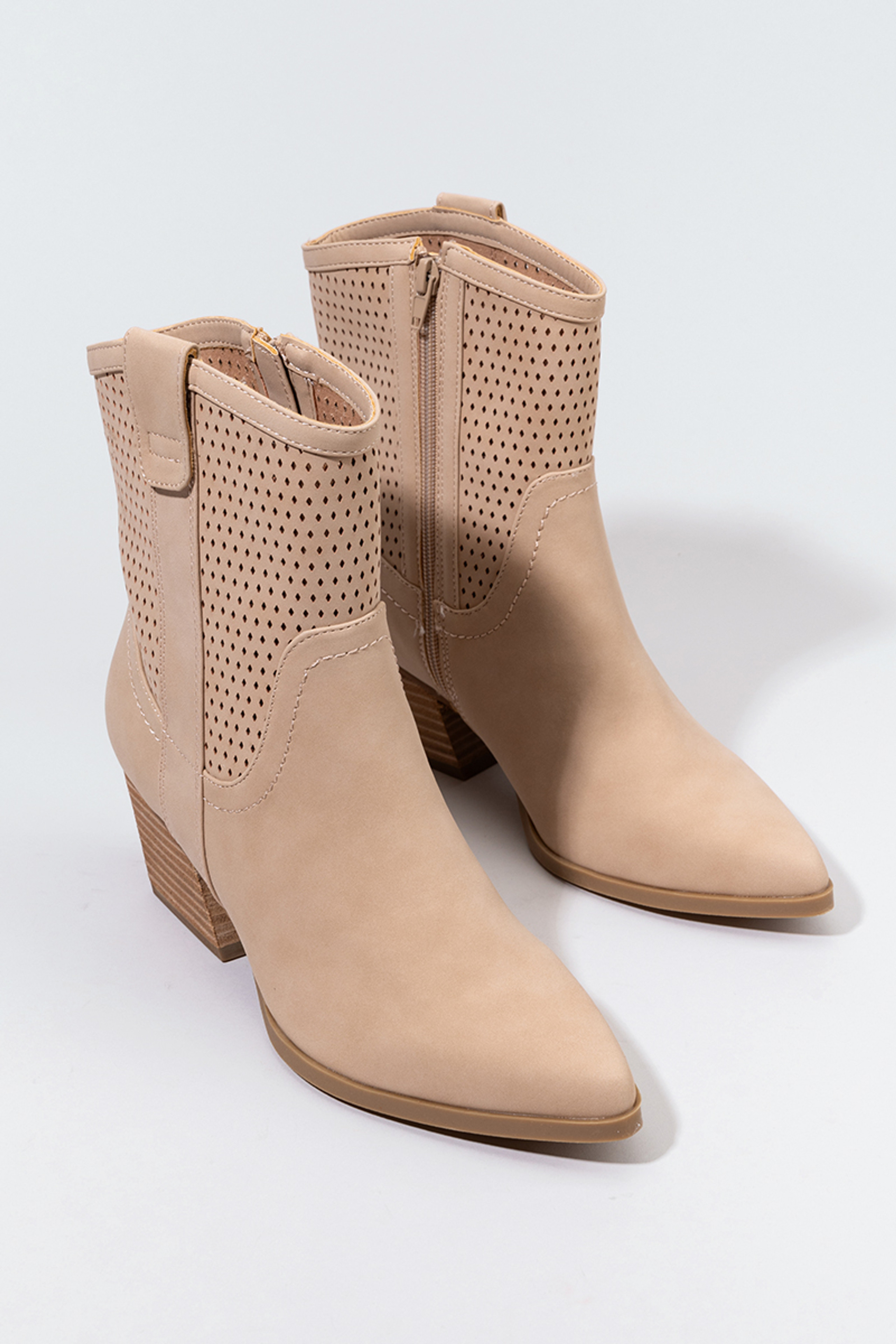 DV By Dolce Vita Kirby Western Boots | Francesca's