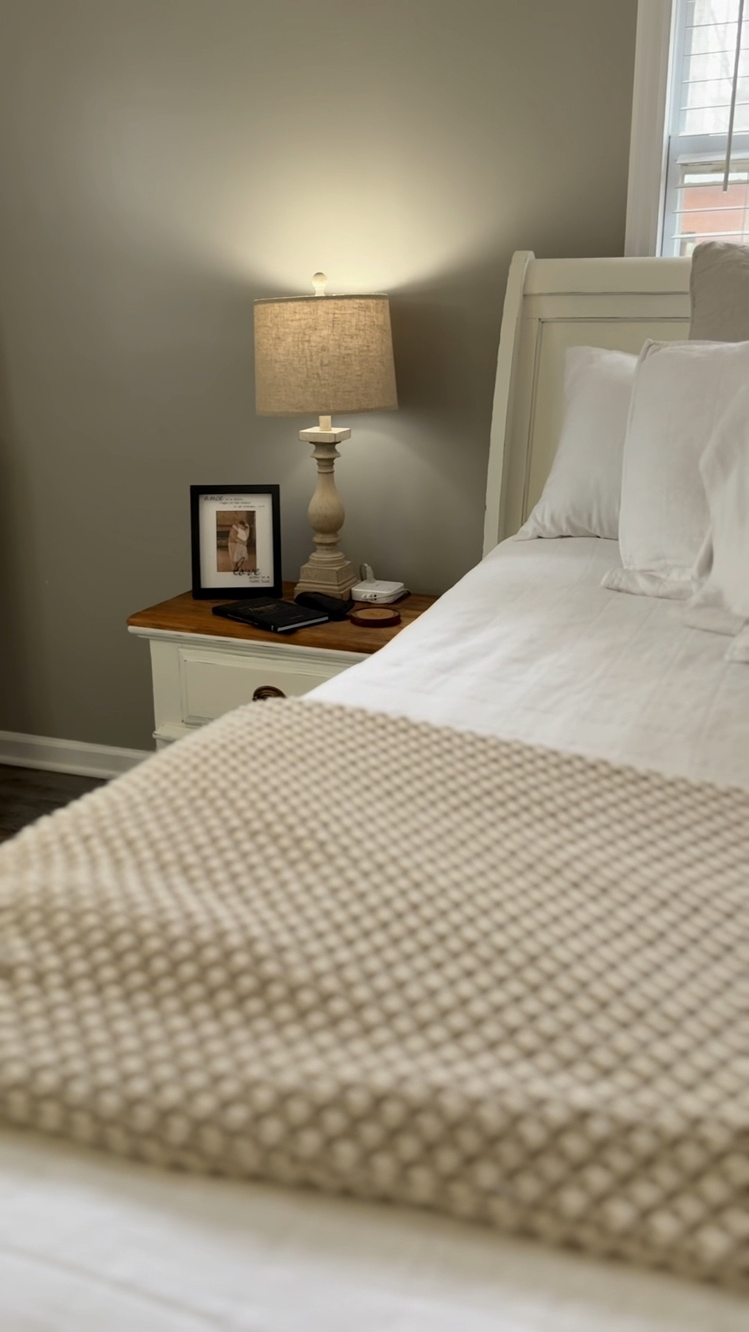 When I skip this simple routine, my whole day feels off.

Made bed. Real clothes. 5-minute reset.
That’s my sanity formula 🤍

Linked the everyday favorites I use.

#LTKdayinmylife #LTKmorningroutine #LTKmomlife