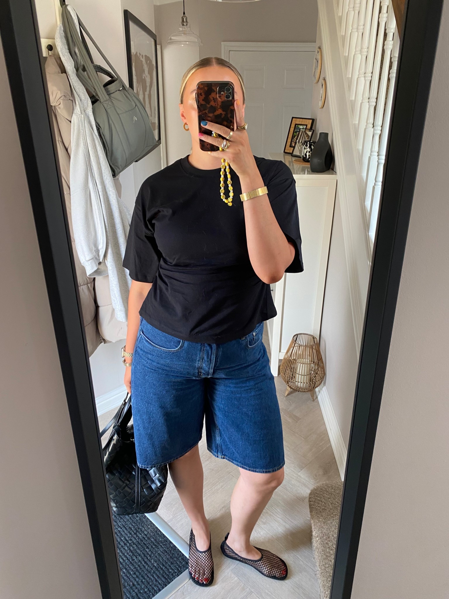 Casual mid size ootd // mesh shoes // hazel bag // Arket longline shorts 

#LTKmidsize #LTKsummer #LTKuk