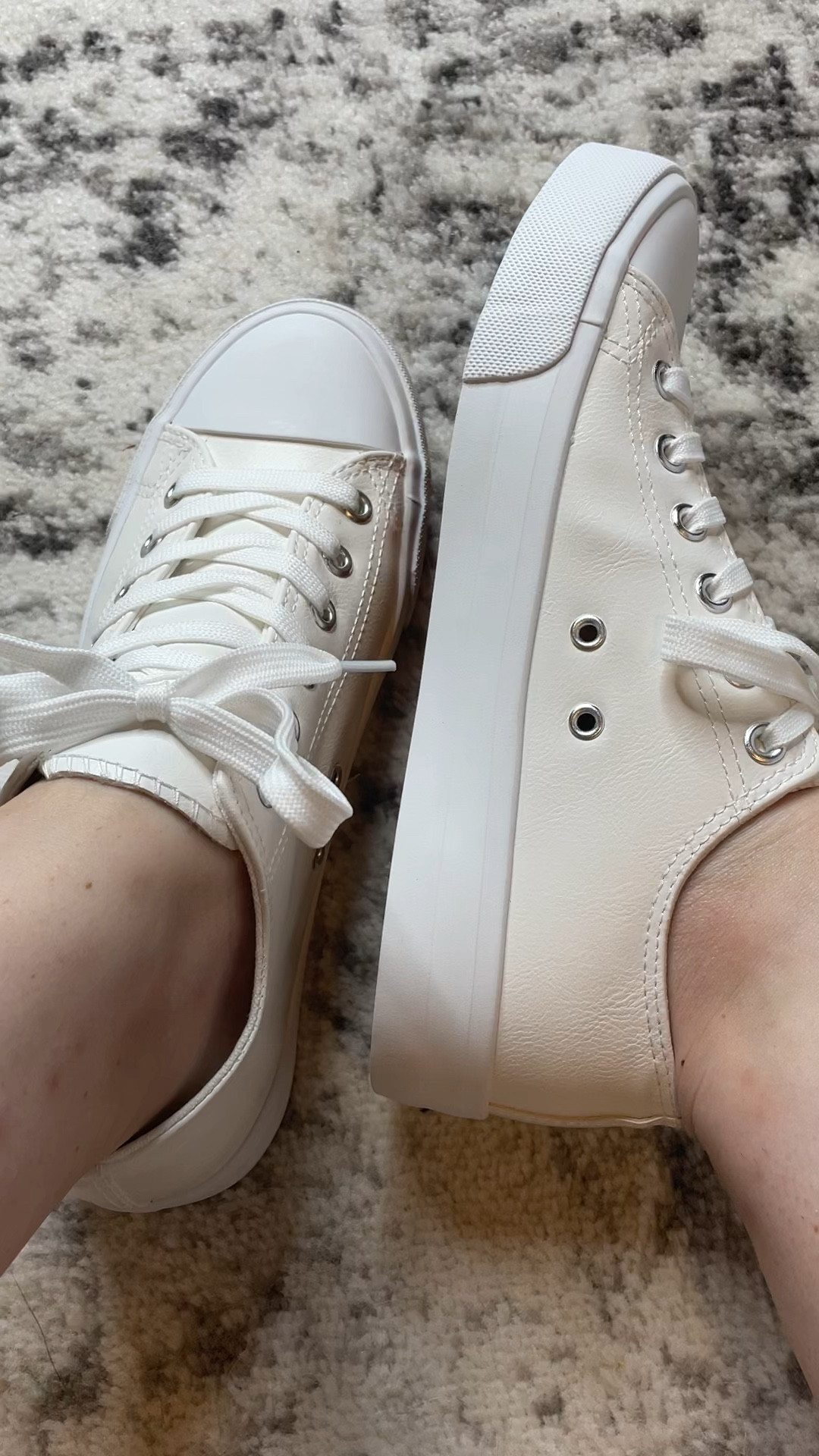 My favorite white tennis shoes

#LTKSaleAlert #LTKActive