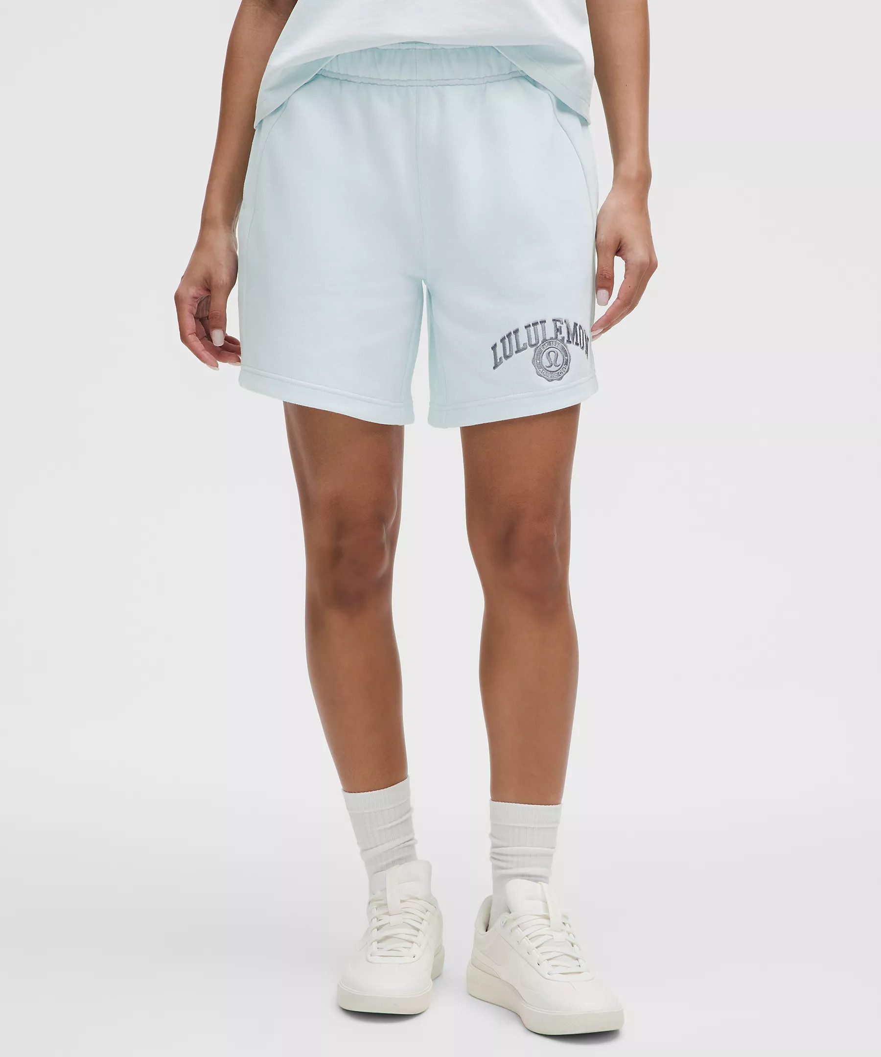 Scuba Mid-Rise Oversized Short 7" *Graphic | Women's Shorts | lululemon | Lululemon (US)