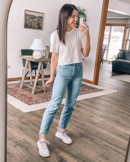Target style cropped tee, small
Ruched top
Abercrombie jeans, ankle jeans 
Sneakers 

Casual outfit 
Travel outfits 
Travel outfit 
Abercrombie and Fitch 


#LTKSale #LTKtravel #LTKstyletip