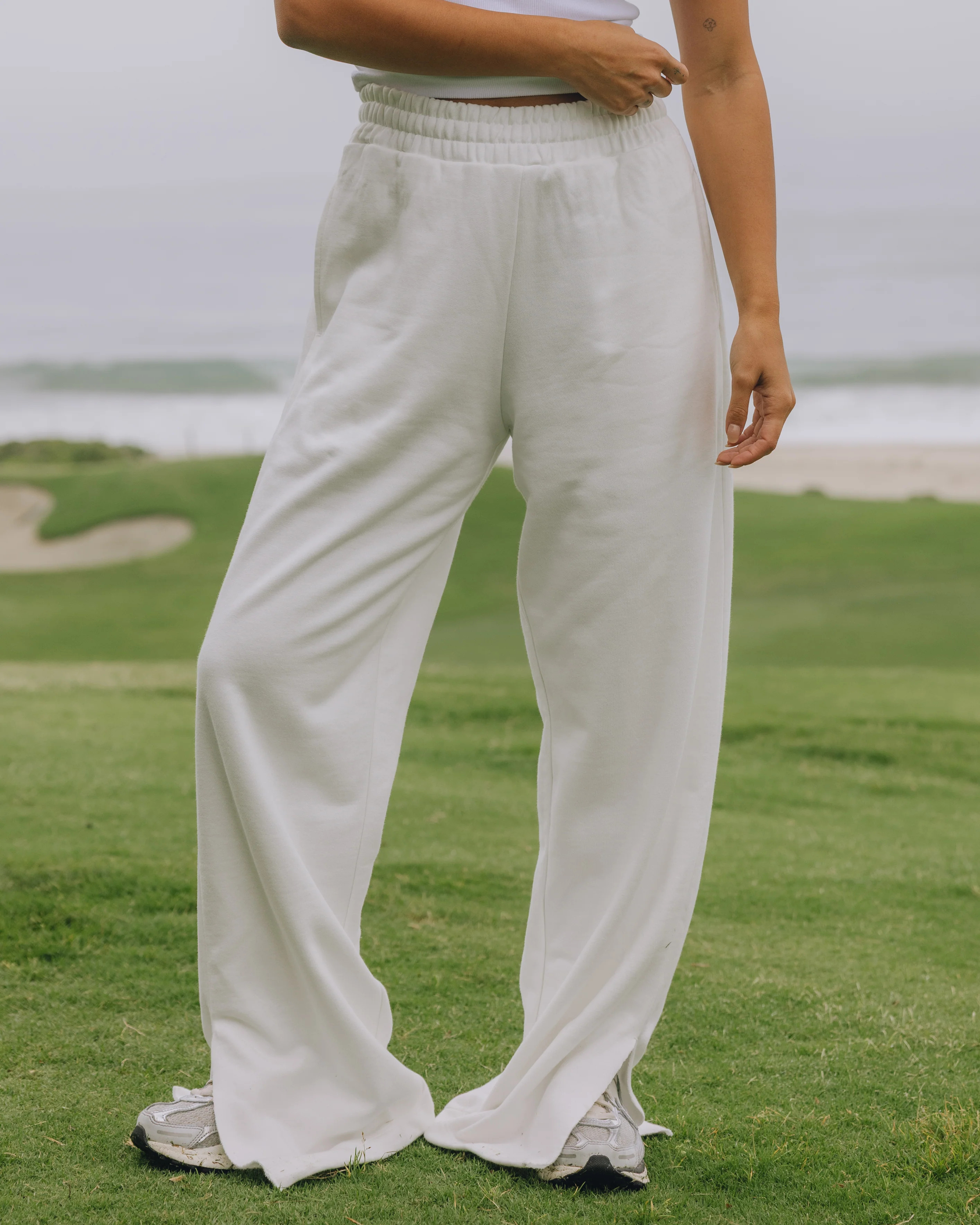 Fleece Wide Leg Sweatpants - White | Daily Drills LLC