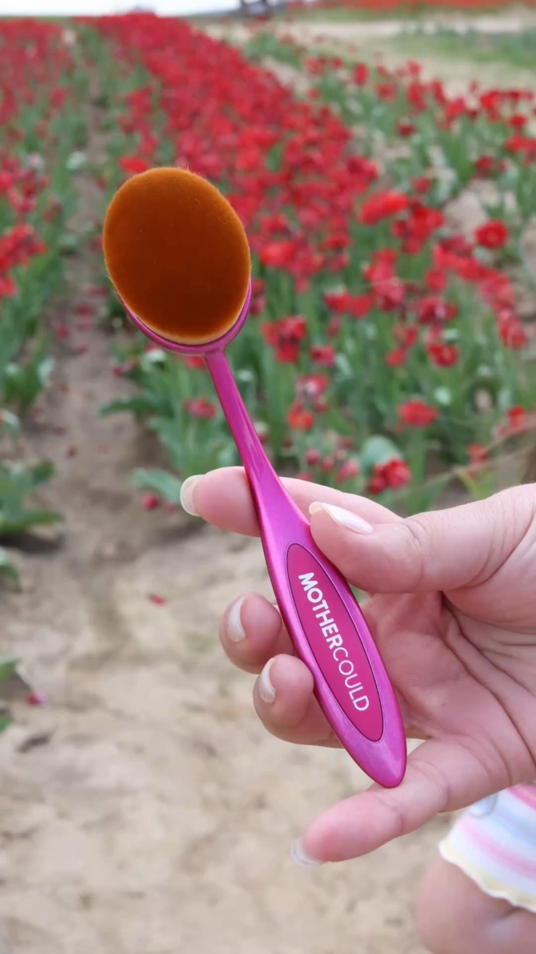 Mess-free sunscreen = a summer must ☀️
As someone with super sensitive skin, I’m extra about everything when it comes to SPF 😂🙈 and these brushes have been a game changer.

I love using them for the face, on babies, and for those small, hard-to-reach areas without getting sunscreen all over your hands. Plus, my daughter is obsessed because she feels like she’s putting on makeup 💕

Easy, mess-free, and actually fun to use, this is definitely a must-have for summer. #sunscreenessentials #summermusthaves #momlifeessentials #momfinds #ltkfamily #ltkbeauty #kidsmusthaves #momapproved #sensitiveskincare #spfessentials #sunprotectionsquad #momhack #parentinghacks #onthegoproducts #beachdayessentials #pooldayready #momlifebelike #toddlerlife #kidfriendly #summerwithkids #momfavorites #ltkfinds #amazonfinds #momcontentcreator

#LTKselfcare #LTKKids #LTKmomlife