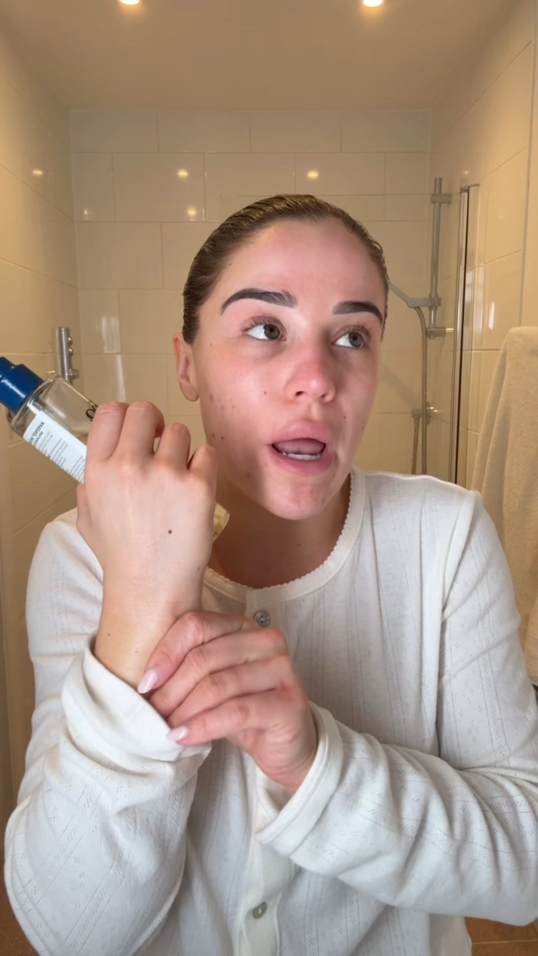 Video was a bit long so it’s been uploaded in two separate videos. I am obsessed with that body oil honestly it’s a game changer to your skin routine. Easy make up products that makes life so easy. 

#LTKuk #LTKCyberWeek #LTKbeauty