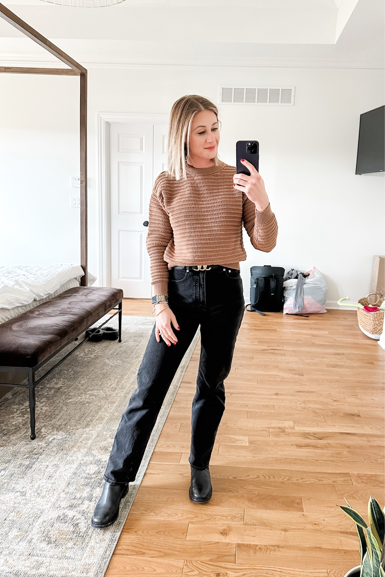 OOTD and truly my new favorite denim! I’m wearing the curvy version. Size down one. Also this sweater 😍

#LTKWorkwear #LTKSeasonal #LTKStyleTip