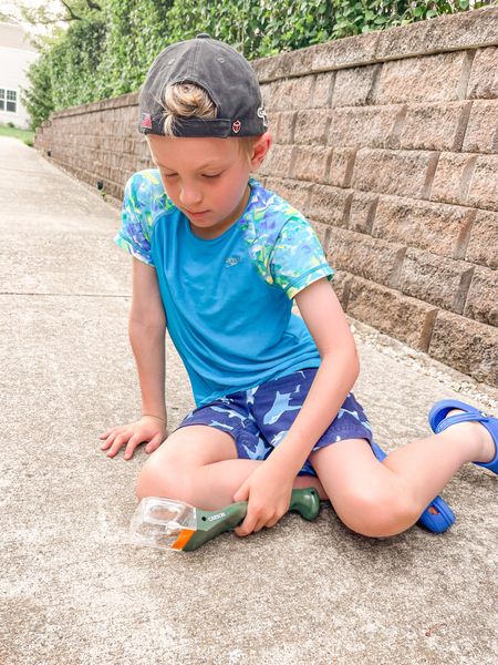Summer must have toy: catch and release bug tool with magnifying glass! This tool is a fun way to catch bugs without touching them and then examine them and then let them go! My kids love it!

#LTKSeasonal #LTKKids #LTKFamily