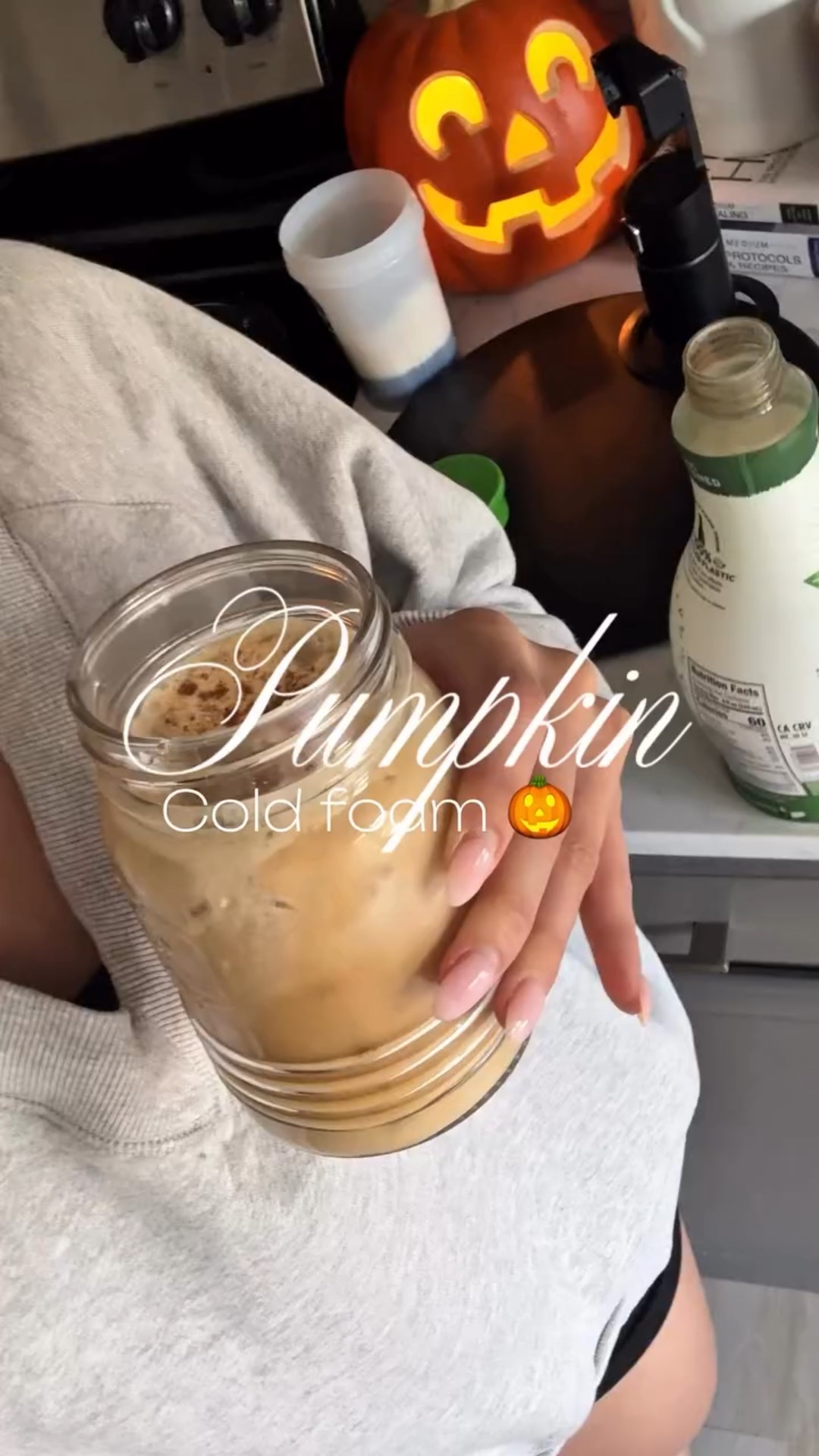 Pumpkin cold foam at home!

For all my coffee lovers this is definitely worth having in your fridge 🫢🎃

Recipe: 

One cup pumpkin
2 cups heavy whipping cream
1 tablespoon vanilla
1 tablespoon maple syrup
Dash of nutmeg and cinnamon

#lifestyle #recipe #fall #coffee
