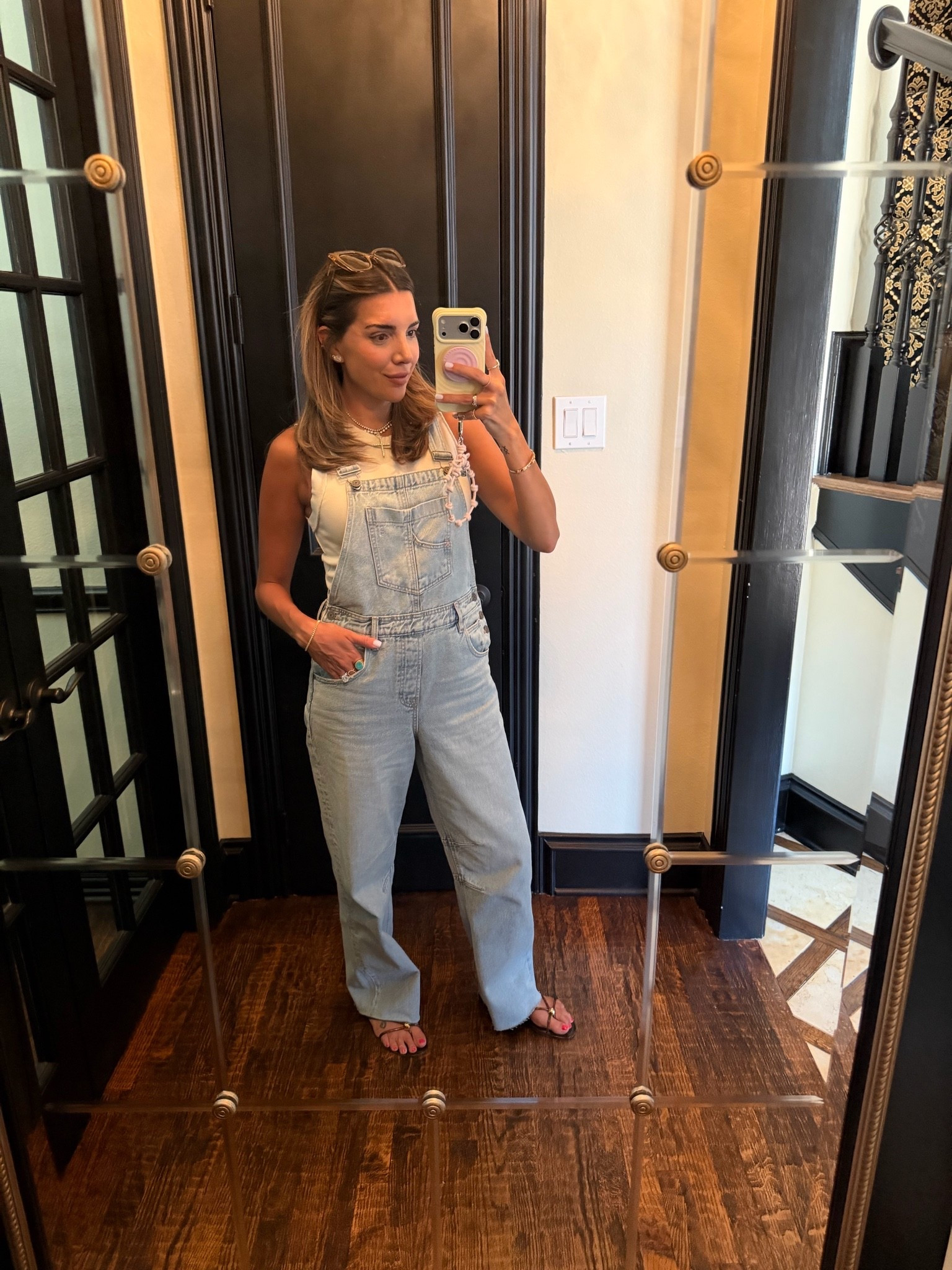 hair appt ootd! overalls are currently on sale with code at the link!! you can always use my code MORGANH35 on @VICI to save!

#LTKootd #LTKdayinmylife