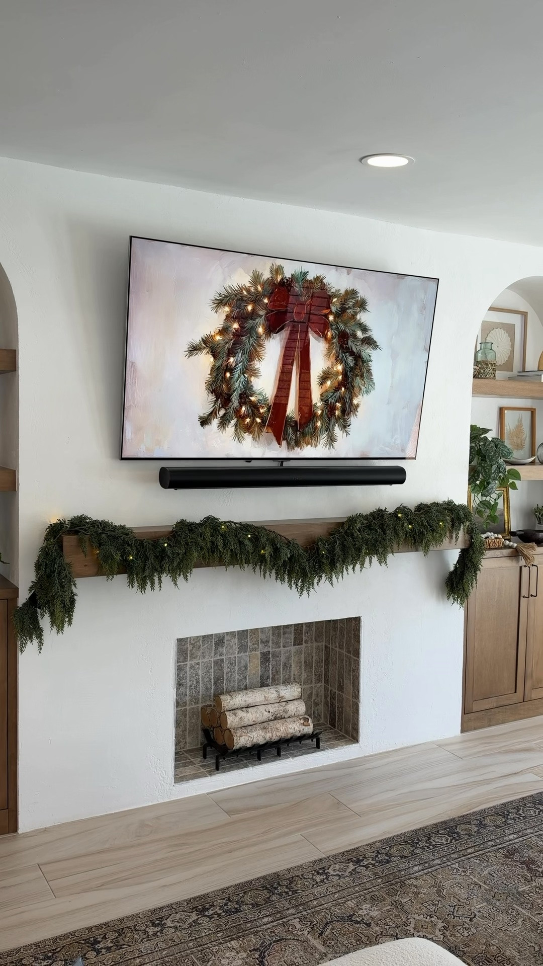 This pre-lit greenery garland looks like Pottery Barn but it’s from Amazon! So pretty on a mantel, staircase or doorway for Christmas decorating!