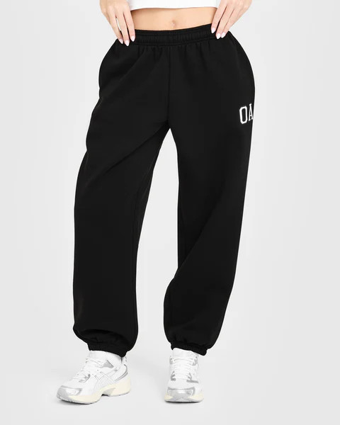 Foundations Oversized Oner Girlfriend Joggers 
 Black | Oner Active (UK / US)