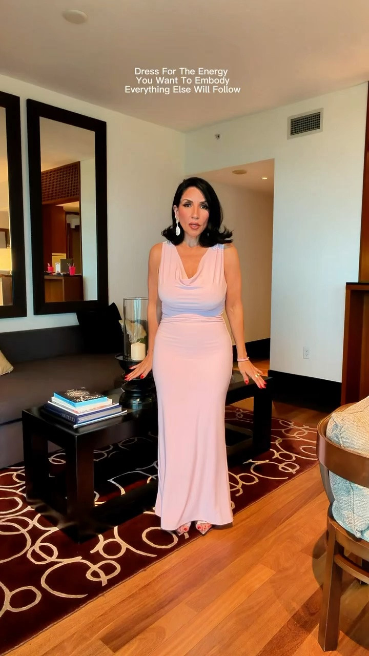 Dress for the energy you’re ready to embody. 
What you wear is more than style, it reflects the woman you are. When you dress with intention, you honor your presence, your beauty, and your power. Let your style be an expression of the confidence, grace and energy you carry right now.🤍

Today’s mantra, say it with me: I am confident, grounded, and beautiful exactly as I am.

#LTKootd #LTKOver40 #LTKBeauty