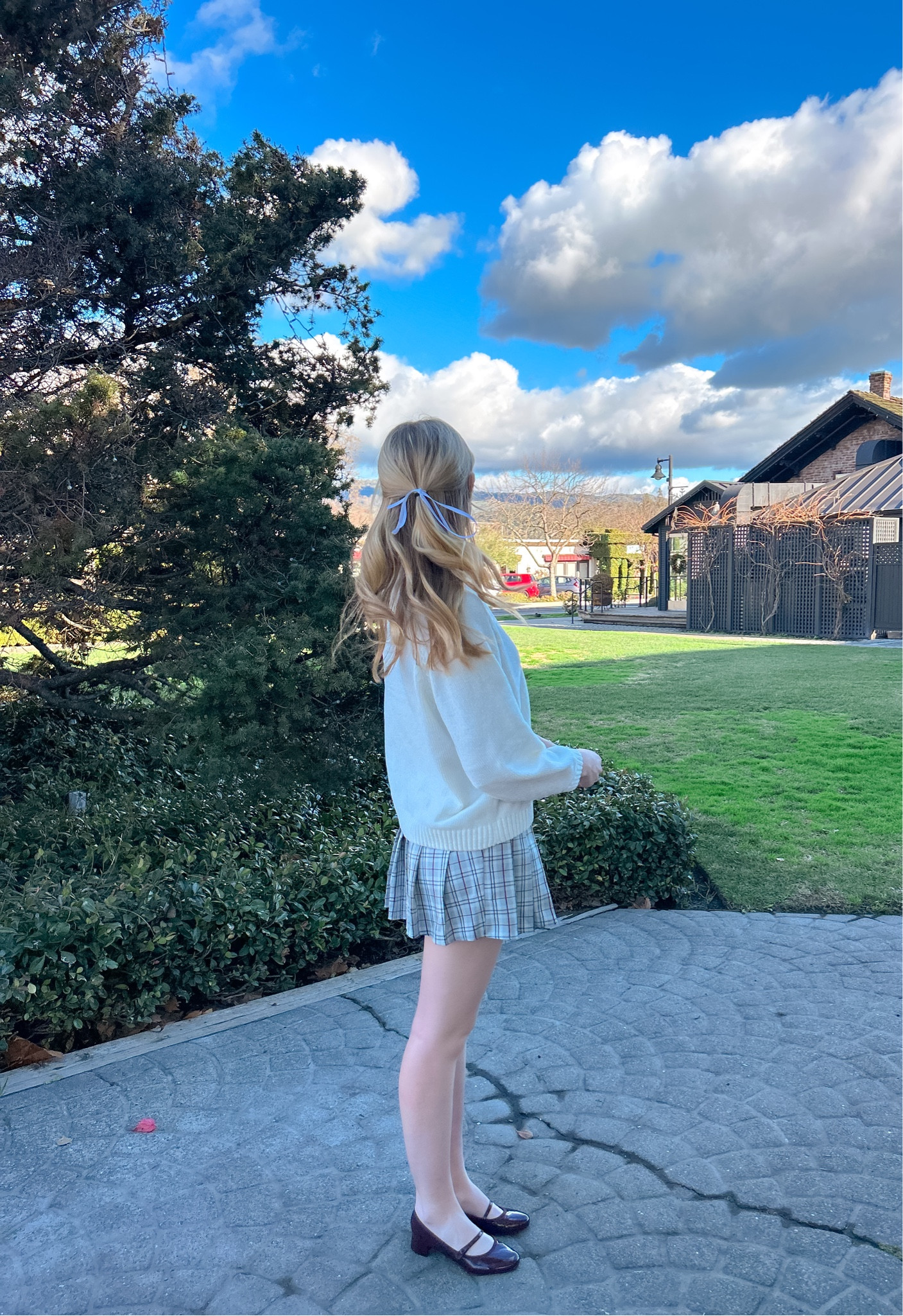 Love this winter outfit. Perfect for a Valentines Day outfit. Love the pop of red in the shoes! 

Sweater - size XS
Skirt - size S
Shoes - purchased from Ballerette in Italy but they have an online store as well (I have similar shoes linked!)

#LTKMostLoved #LTKparties #LTKSeasonal