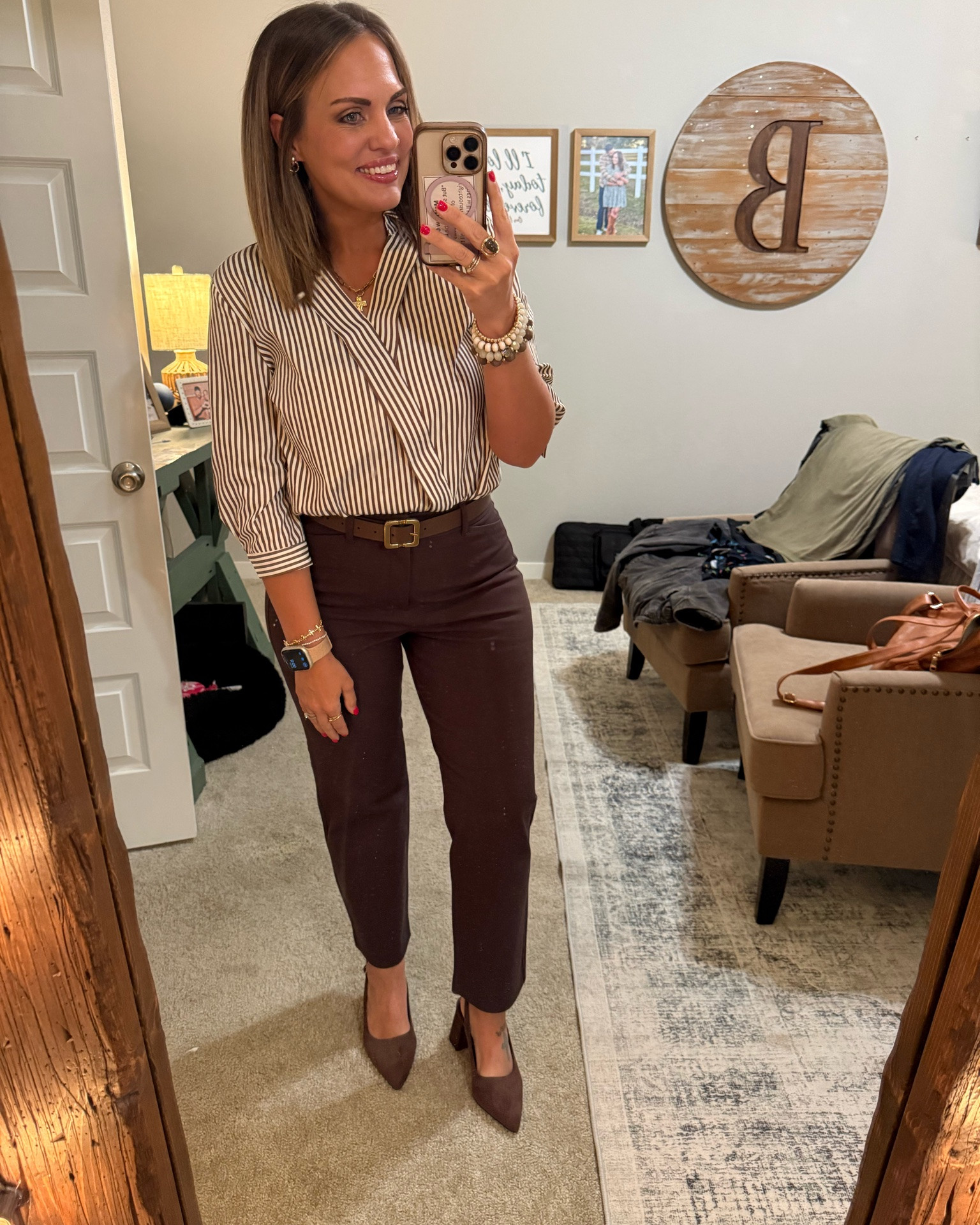 Neutrals,stripes & lots of JESUS🤎

#LTKootd #LTKWorkwear #LTKdayinmylife