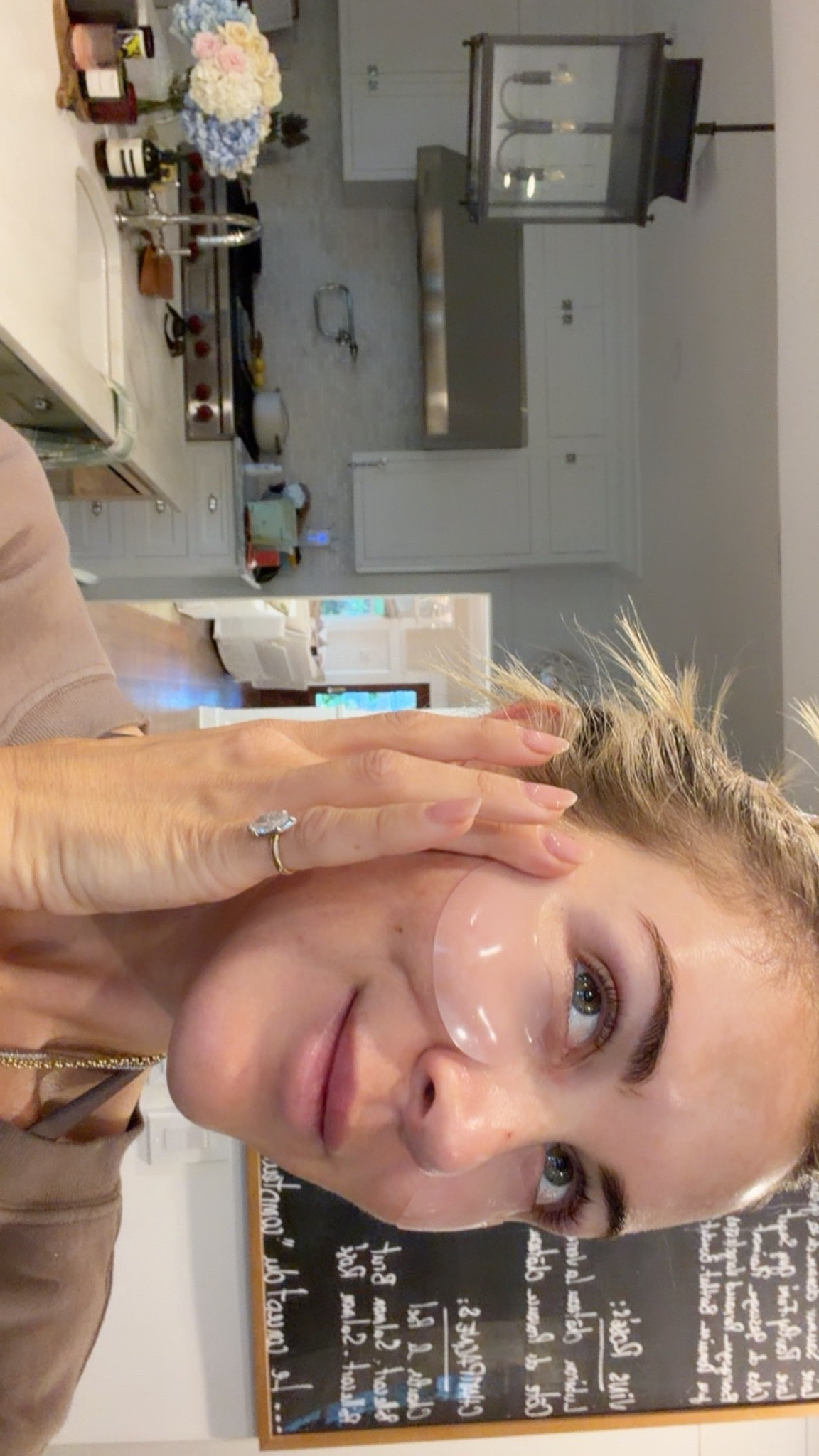 Love my collagen eye patches @terezandhonor #ad