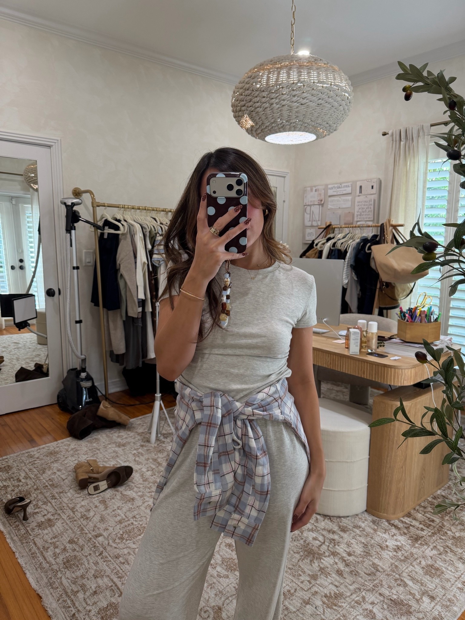 Idk who needs to hear it but plaid tops are back!!!!!!!