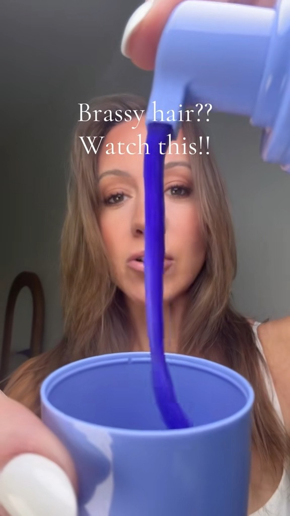 Brassy hair?? Try this!! 

#purpleshampoo #k18 #k18purpleshampoo 