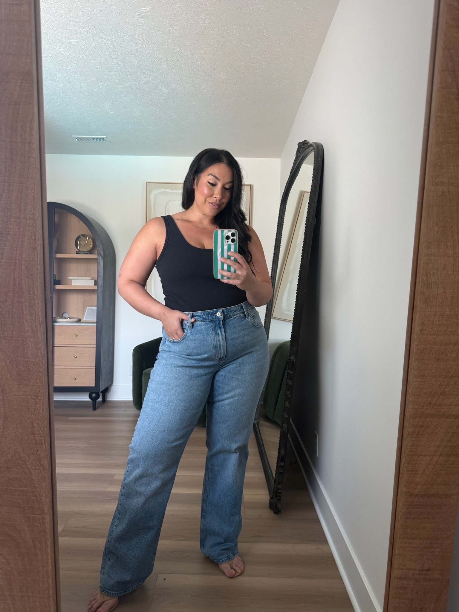 @abercrombie is my go-to when I’m needing new denim in my collection. size 33 long

Midsize inspo, outfit inspo, ootd, denim haul

#LTKootd #LTKSeasonal #LTKMidsize