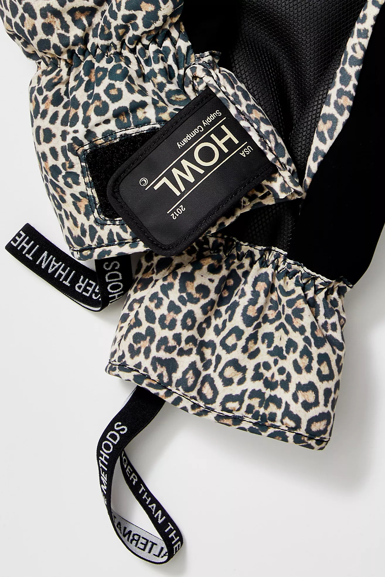 Howl Flyweight Mittens | Free People (UK)