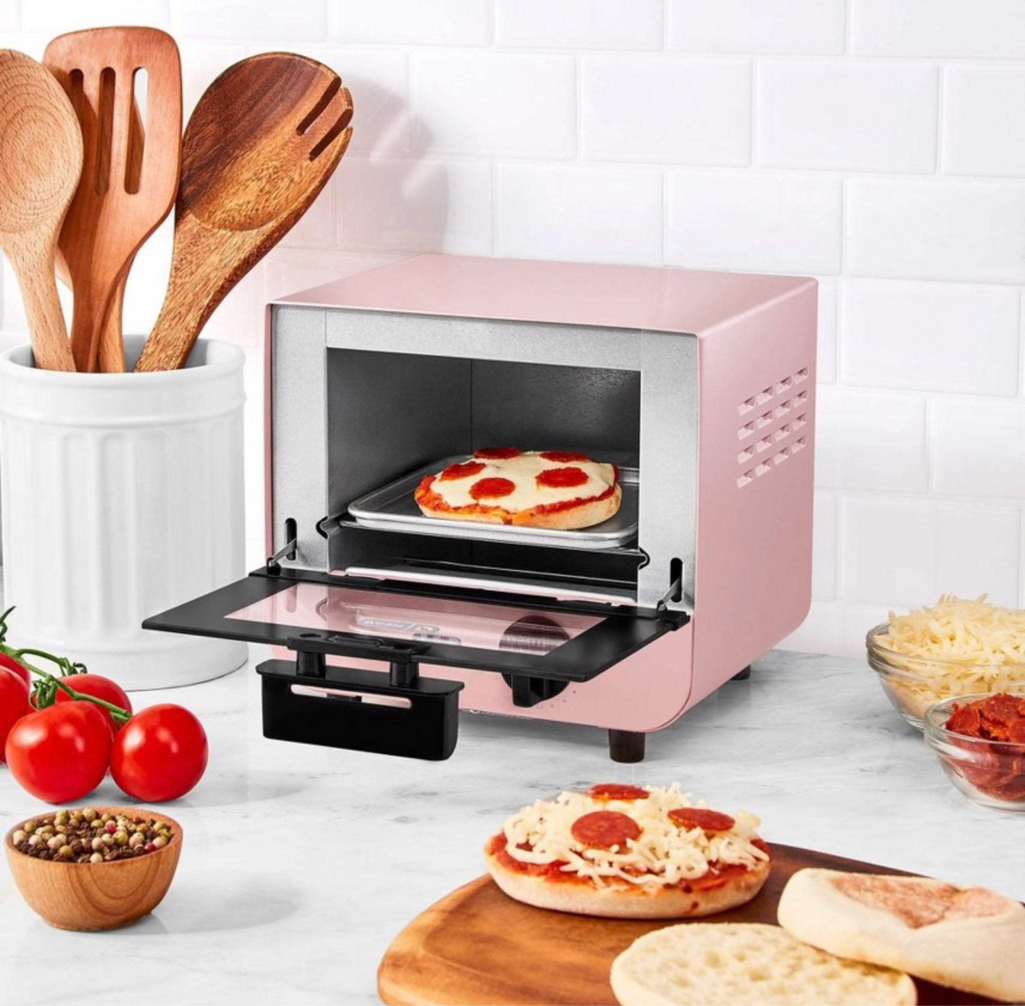 Can you say easy bake oven but cuter?! Love this as a gift 🎁 

#LTKkids #LTKHoliday