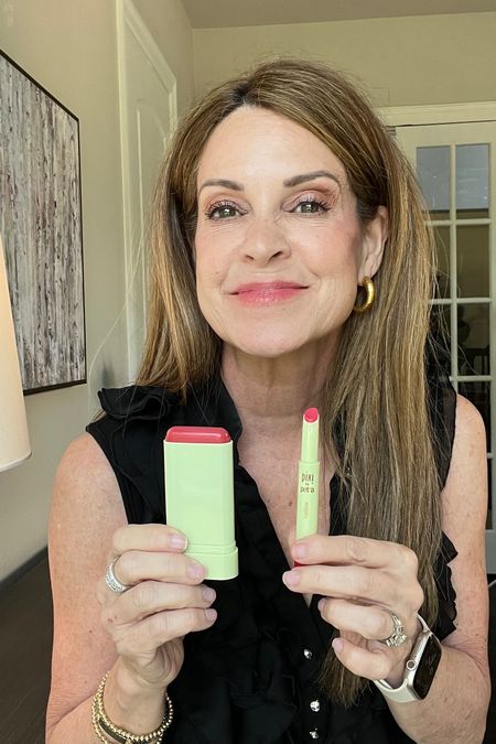 Makeup that makes you glow! This Pixi on-the-go blush in Ruby is perfect for adding a glowing and hydrating flush to the skin which perfectly pairs with the LipGlow also in Ruby. Both are formulated with ingredients that nourish the skin and lips. There's a shade for all skin tones!
#makeupessentials #beautyfinds #midlifeblogger #matureskinb

#LTKFindsUnder50 #LTKOver40 #LTKBeauty