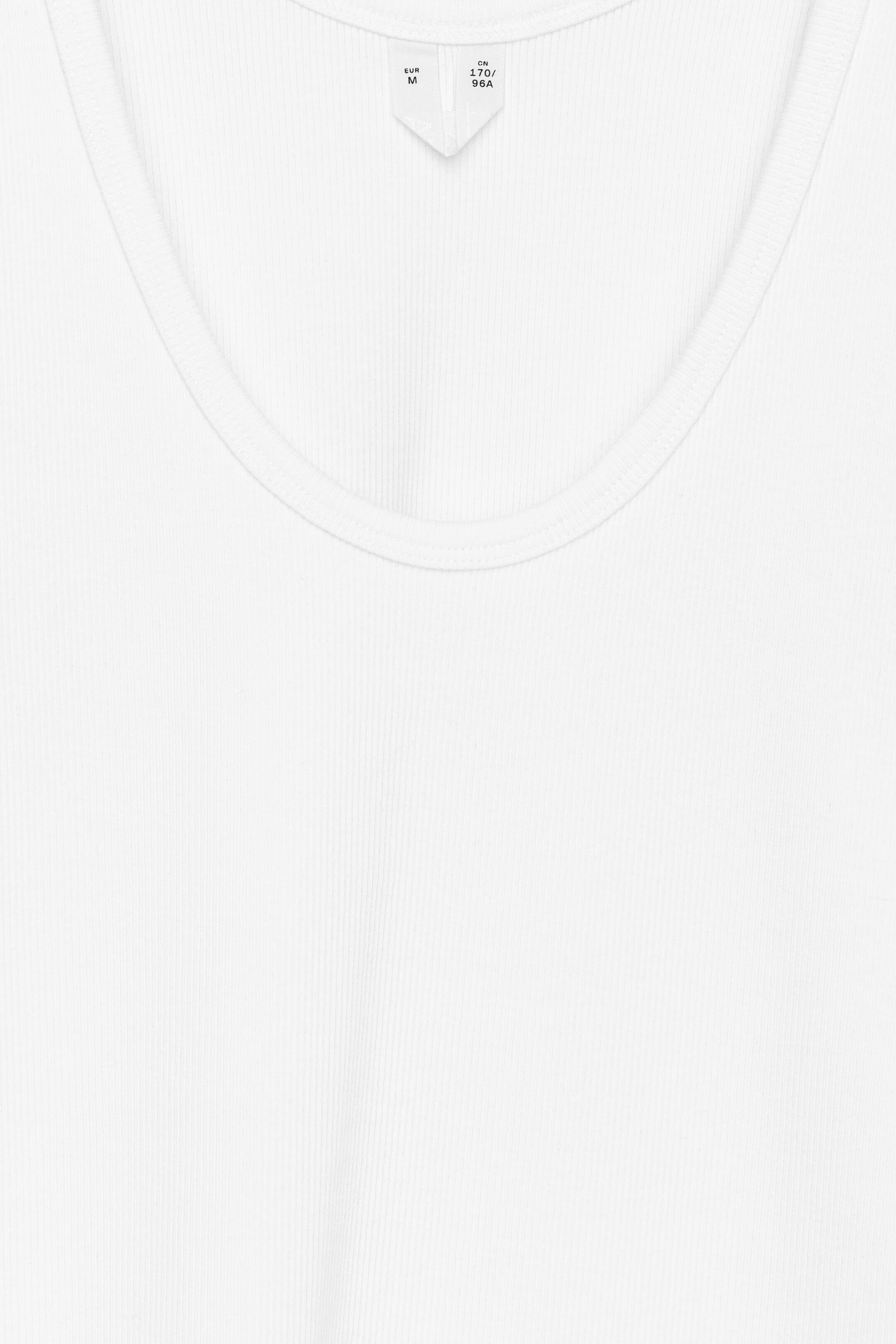 Geripptes Tanktop | H&M (DE, AT, CH, NL, FI)