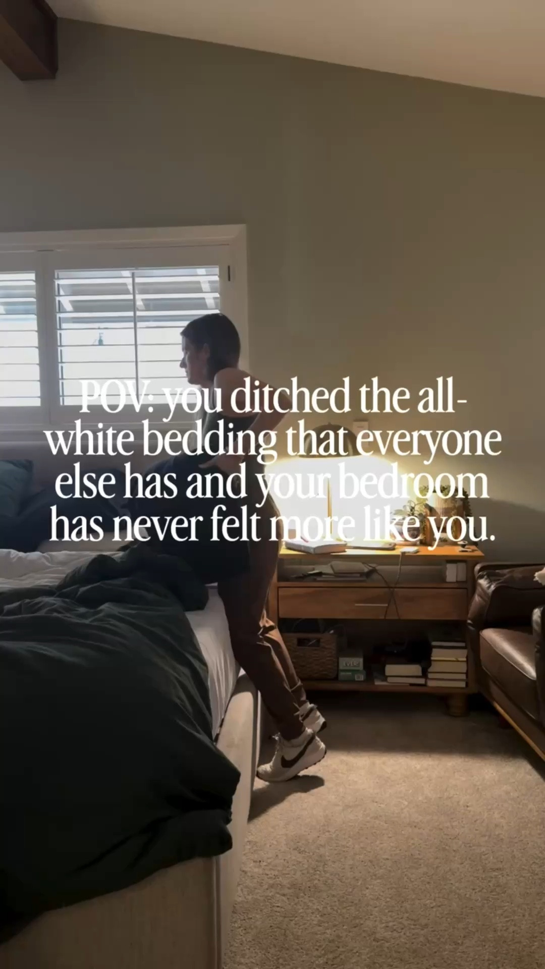 I spent a long time with all-white bedding because I felt like it was what I was ✨supposed✨ to have for a “grown up” room. Then I realized I’m a lot happier with something a little more me!

I’ve found the perfect combo of sheets, bedding, and blankets that make my bed so dang cozy I never want to leave. Comment BEDDING and I’ll send you a link to all of my favorite non-white bedding!