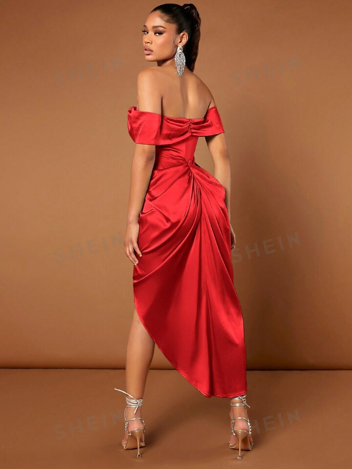 SHEIN BAE Off Shoulder Ruched Asymmetrical Hem Satin Dress | SHEIN