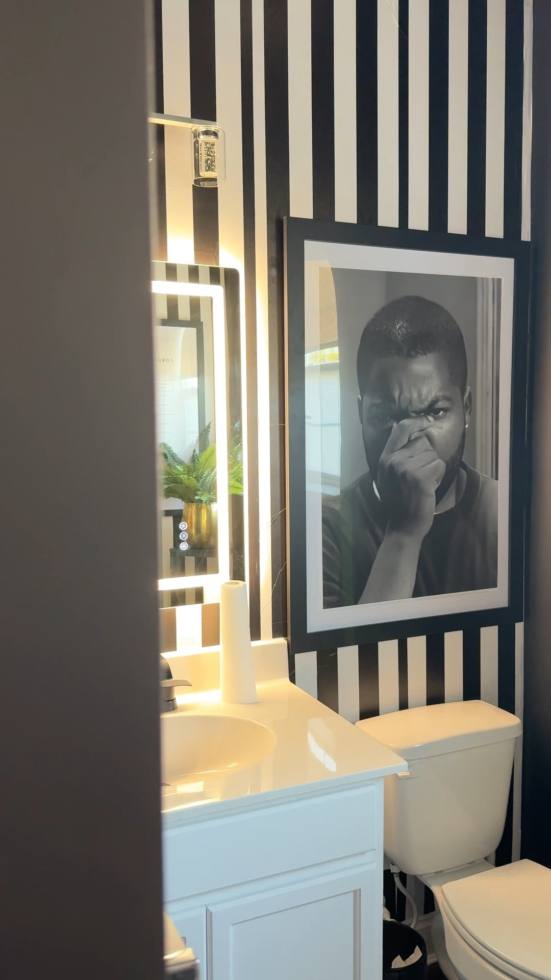 Powder room update 
Moody powder room inspo 🖤✨

#LTKhome #LTKstyletip #LTKfindsunder100