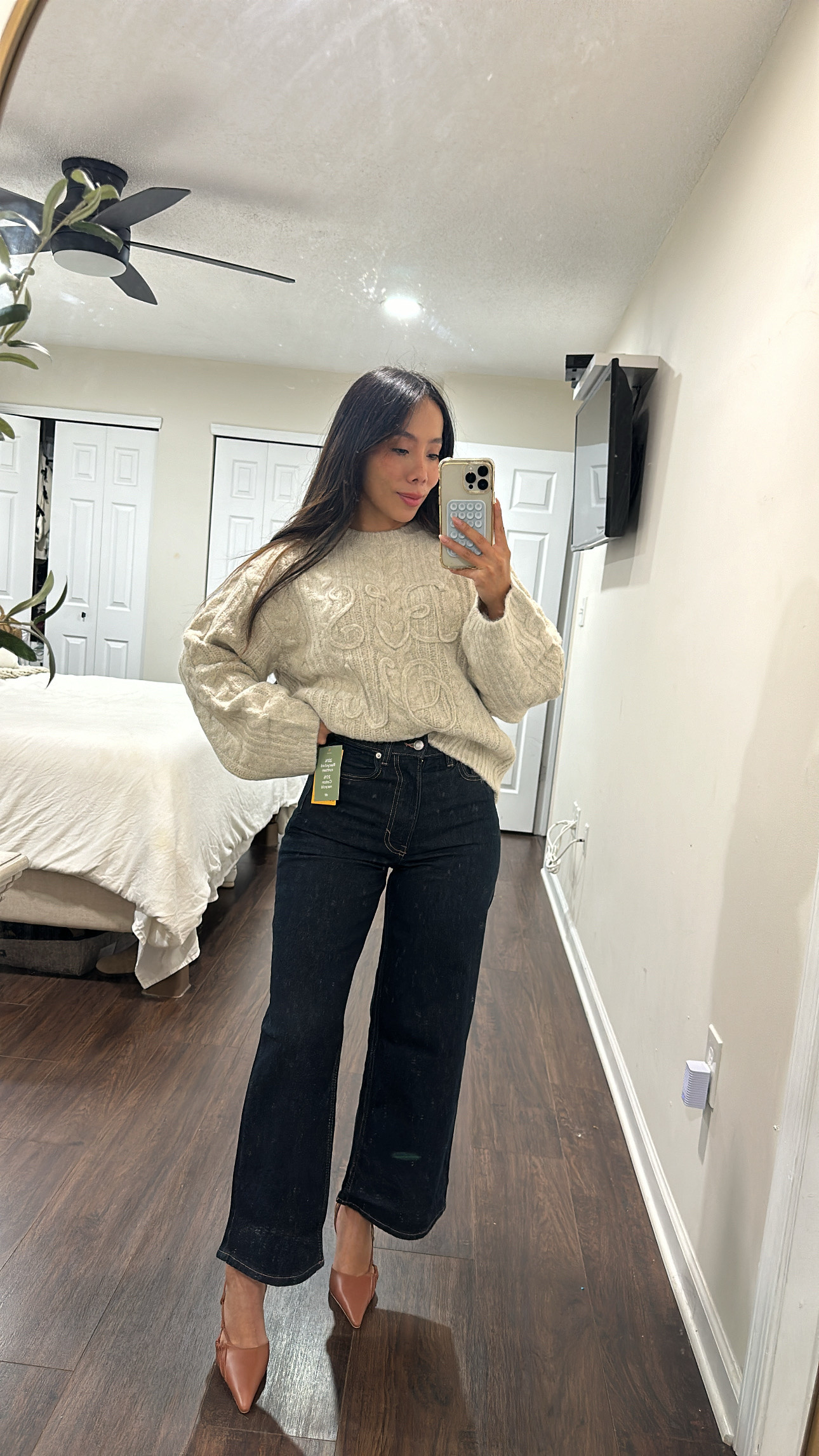 H&M sweater and pants 

#LTKFindsUnder50 #LTKStyleTip #LTKShoeCrush