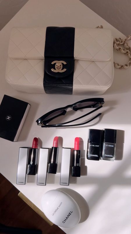 Chanel Rouge Allure Velvet Nuit Blanche 

#LTKstyletip #LTKfindsunder50 #LTKbeauty