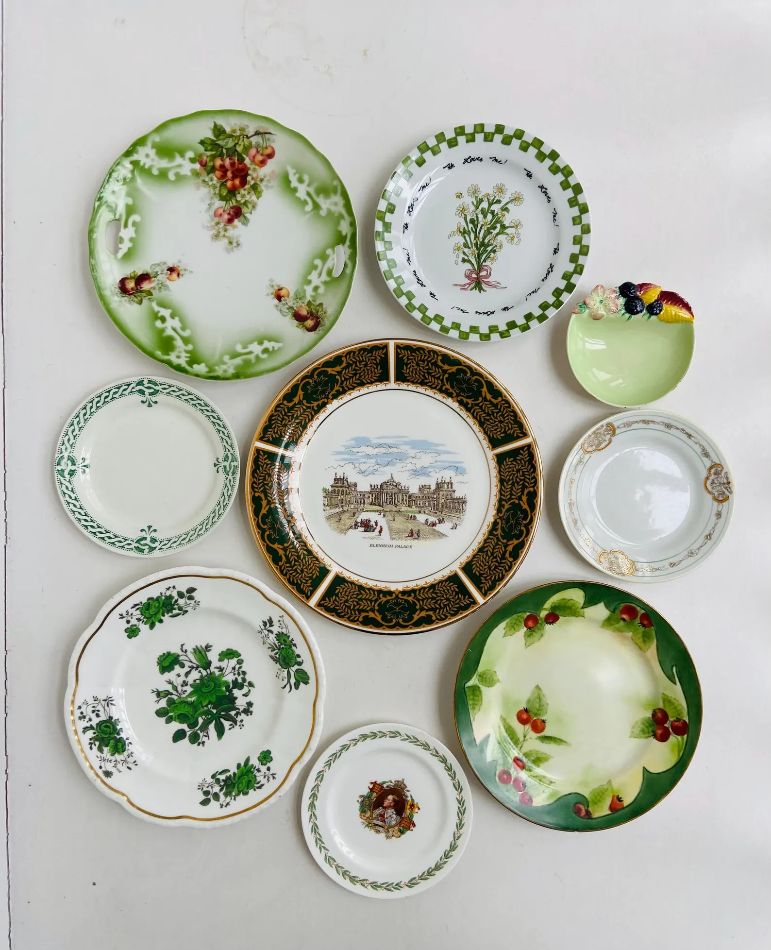 Decorative Green Plate Set, 9 Vintage Plates for Gallery Wall Decor | Etsy (Global)