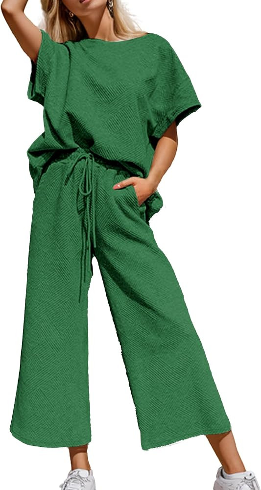 Women's 2 Piece Outfits Textured Sweatsuit 3/4 Batwing Sleeve Crew Neck Pullover Top Wide Leg Pan... | Amazon (US)