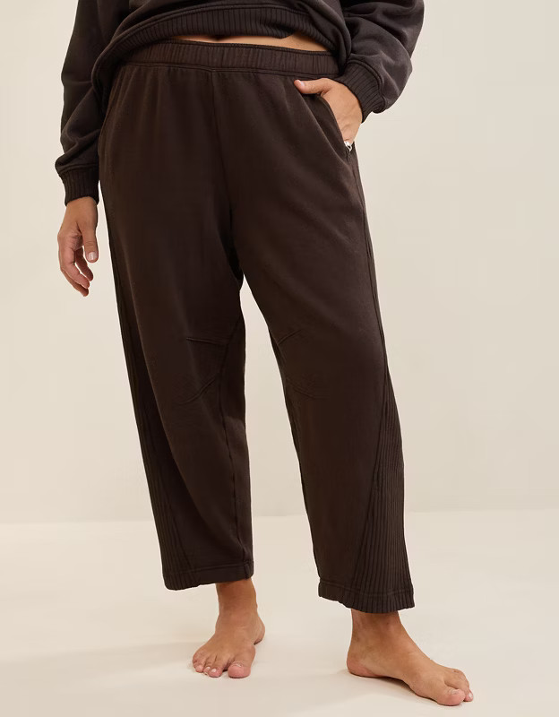 Aerie Oh Snap! Barrel Sweatpant | American Eagle Outfitters (US & CA)