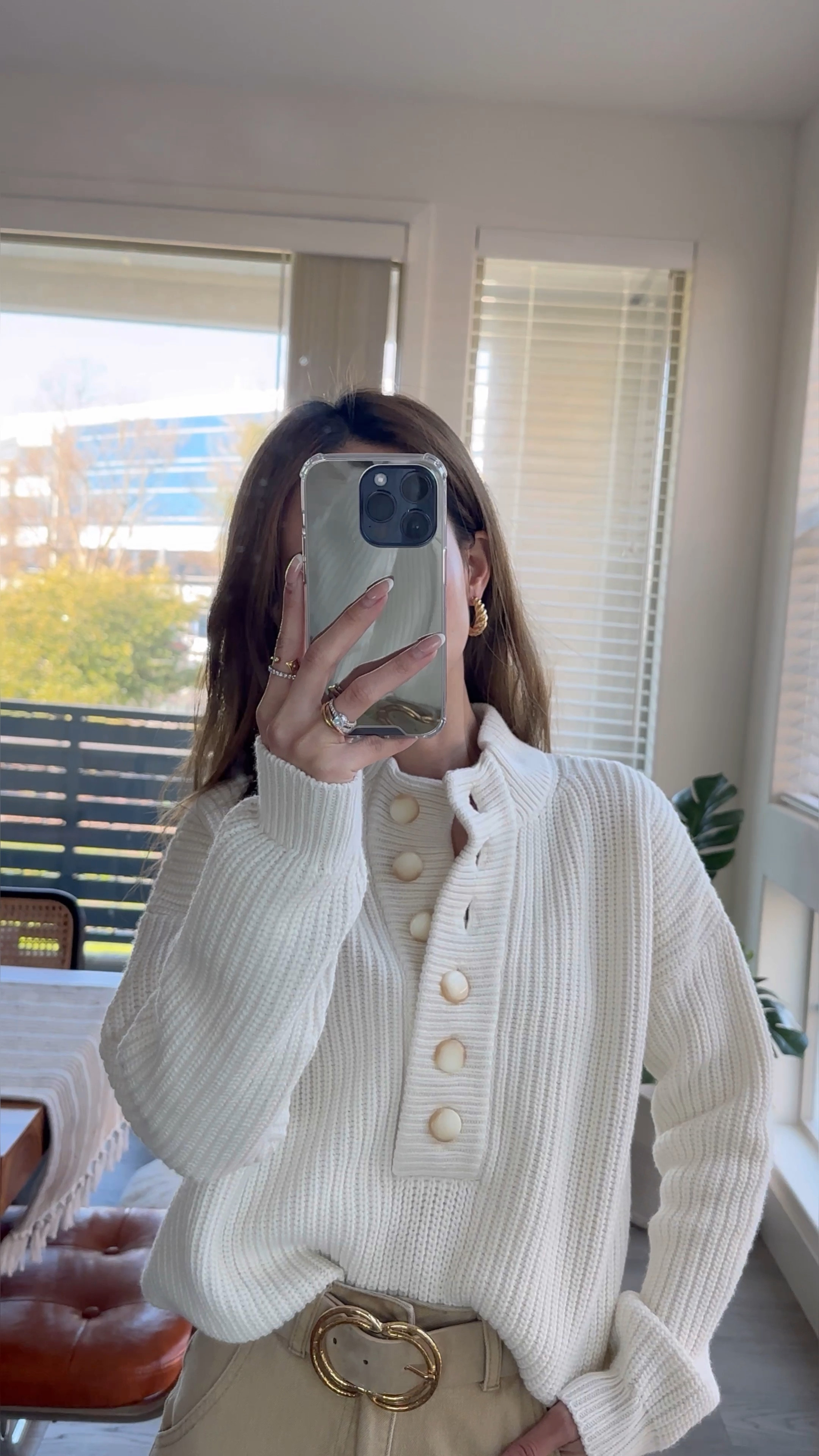 My @sezane packages arrived. Their quality is always above and beyond 

Emile Cardigan (Alpaca and wool), Lucas Jumper (organic cotton and wool) 
Selena Belt (cowhide leather)

#LTKGiftGuide #LTKeurope #LTKSeasonal