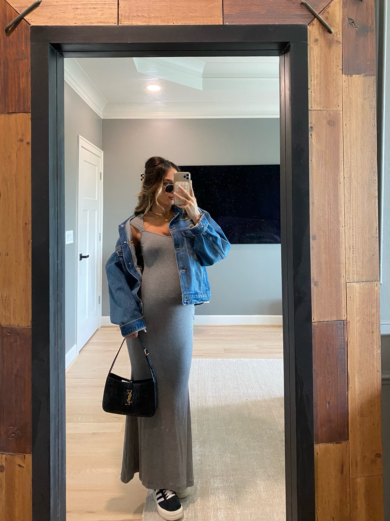 BEST SELLING AMAZON DRESS
(Almost) 35 weeks wearing a medium dress


#LTKfindsunder50 #LTKbump