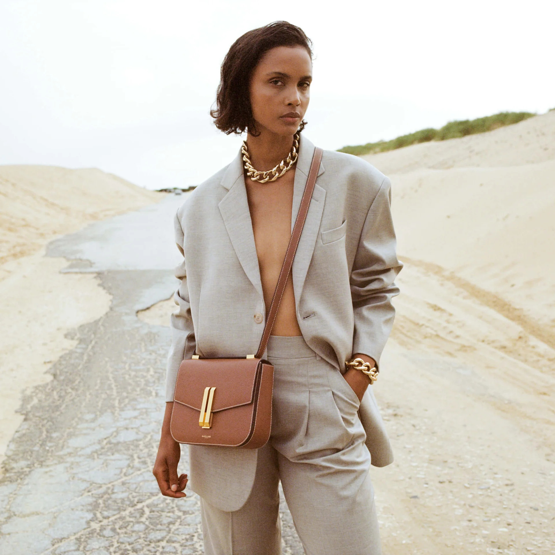 The Vancouver | Tan Small Grain Ecru Stitching | DeMellier | DeMellier