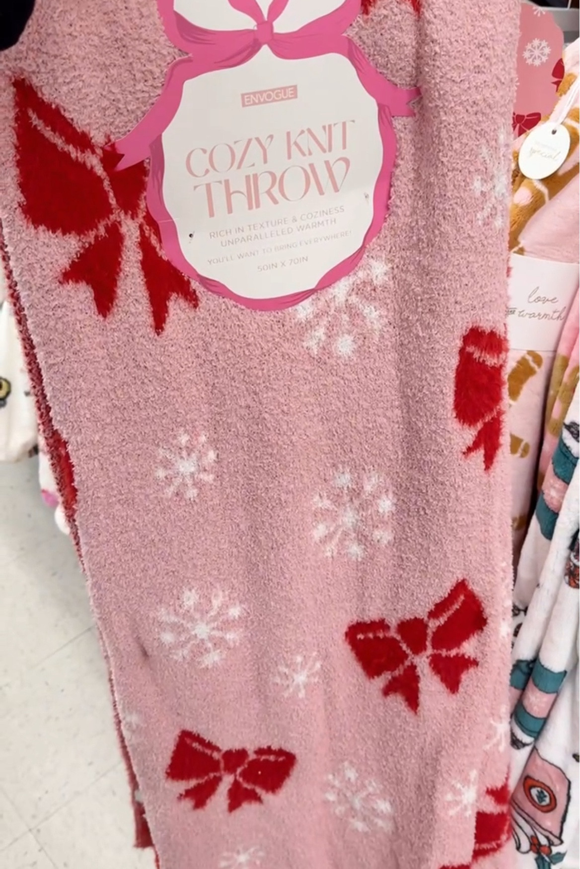 Bow blanket

#LTKHoliday #LTKHome