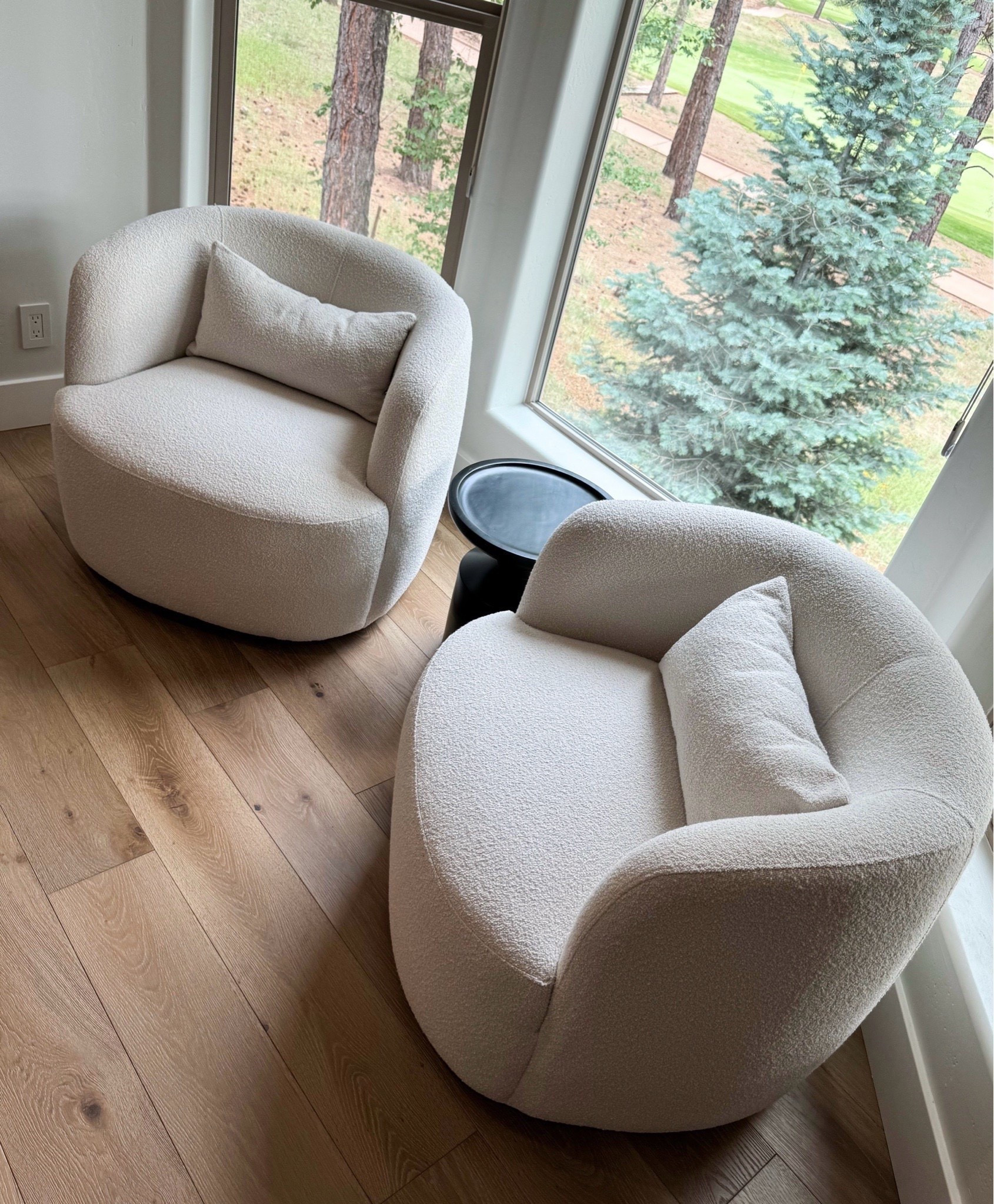 These swivel chairs are one of my favorite purchases…they are designer inspired and absolutely stunning…also super comfy!
Linking my side table and other bedroom pieces you don’t see in this photo as well 


#LTKmomlife #LTKSeasonal #LTKHome