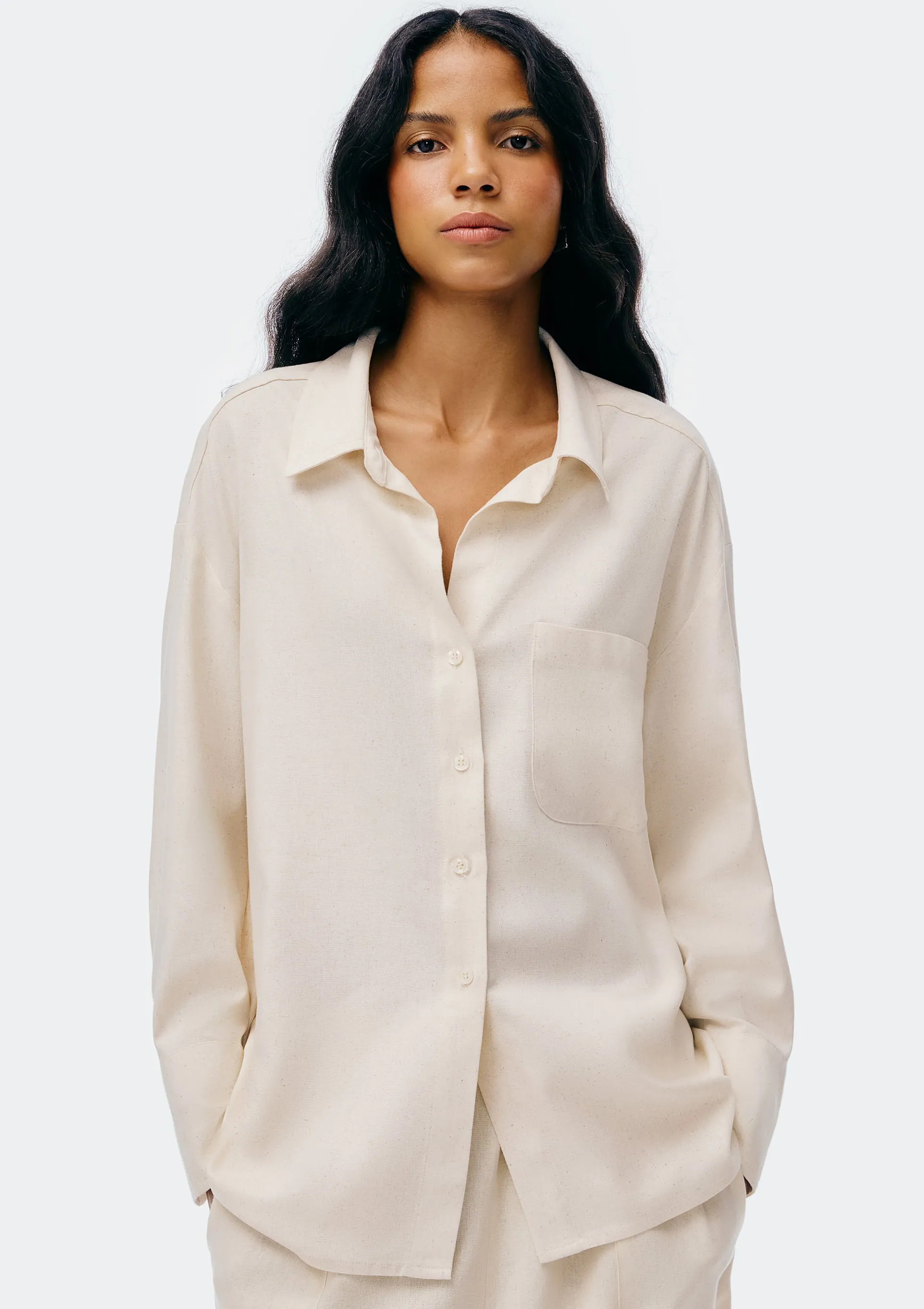 Camisa Feminina Manga Longa Com Linho - Hering Store | Hering (BR)