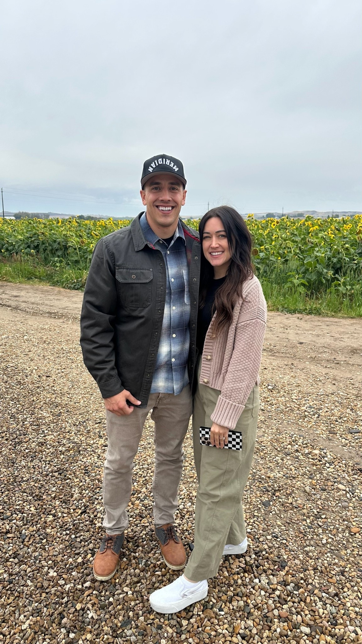 Beige Abercrombie sweater with high waisted Athleta pants and platform white van shoes


#LTKActive #LTKFindsUnder100 #LTKStyleTip