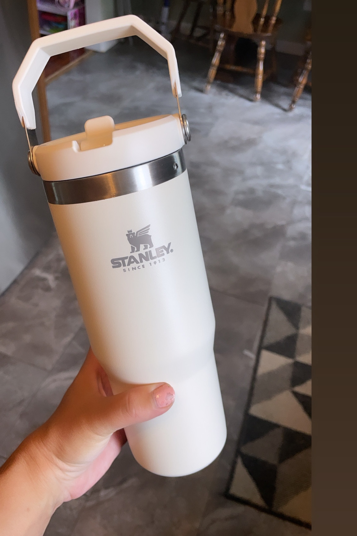 Love this Stanley. The handle on top does it for me! Easy to carry!

#LTKGiftGuide