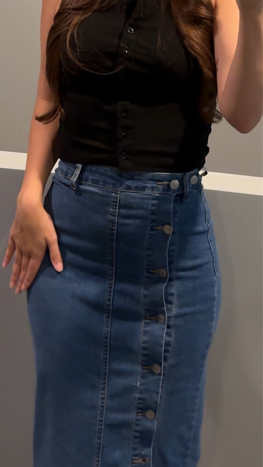 Long denim skirt 

#denimskirt #longdenimskirt #skirt #streetstyle #casualoutfitinspo #pinterestoutfitinspo #ootd #amazonfinds 

#LTKFindsUnder50 #LTKStyleTip